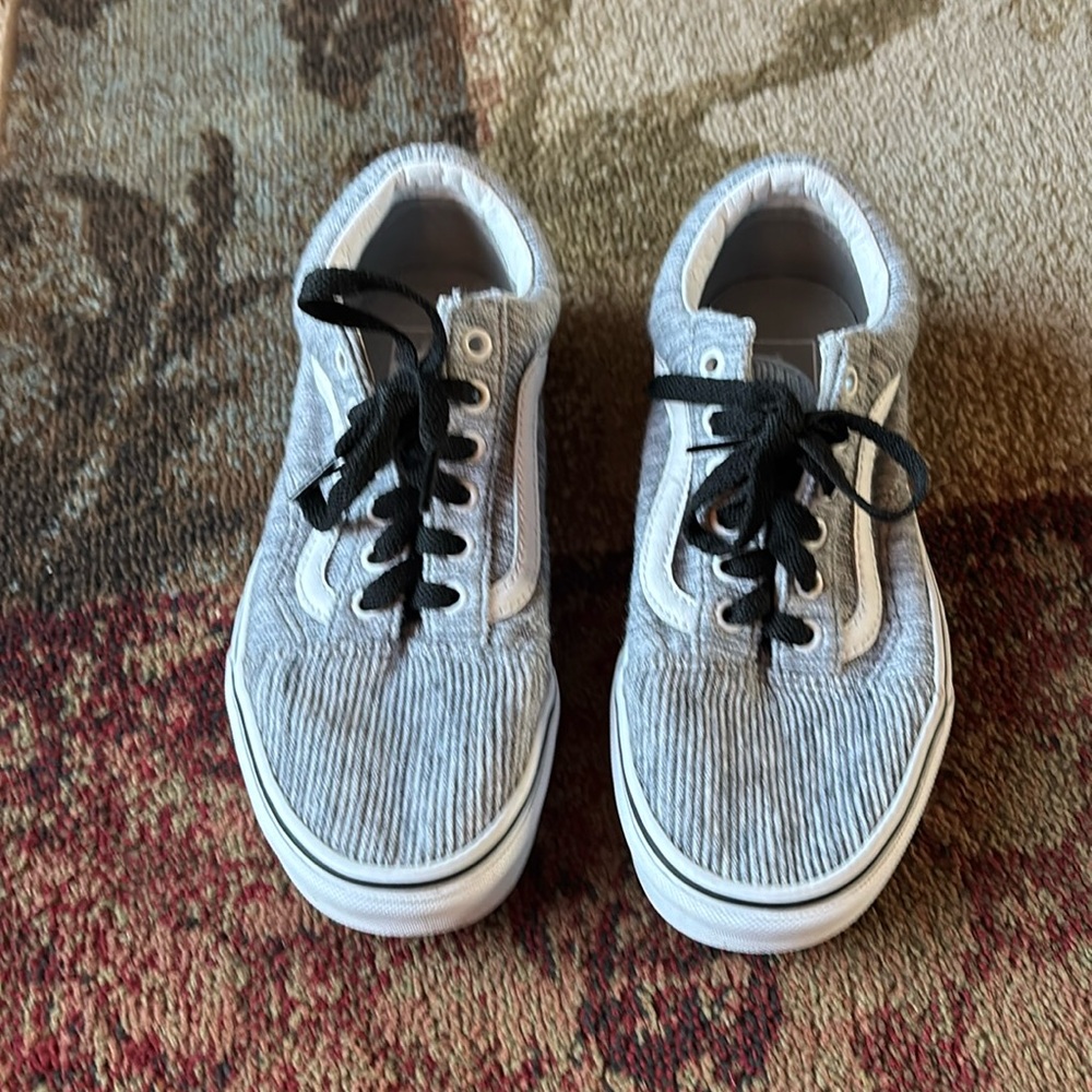 Vans Women’s Ribbed Knit Gray Size 7